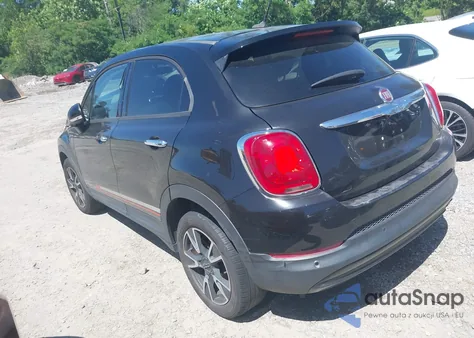 2016 Fiat 500X Easy z USA, uszkodzony, nr VIN ZFBCFXBT2GP347927